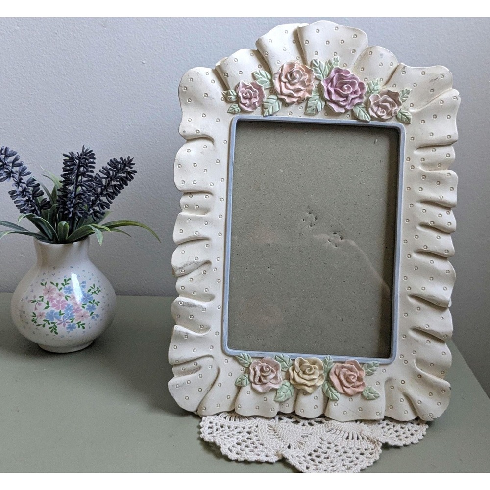 Vintage 1990s Shabby Chic Rose Photo Frame Ruffled Resin 5x7 Cottagecore